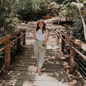 Meet your Posher, Carolyn